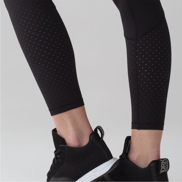 Lululemon mind over miles right size 2 - Picture 5 of 12